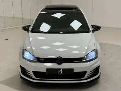 Vendo Volkswagen Golf 2013 - 19890 EUR, 186000 km - AUTO.MOTO.pt