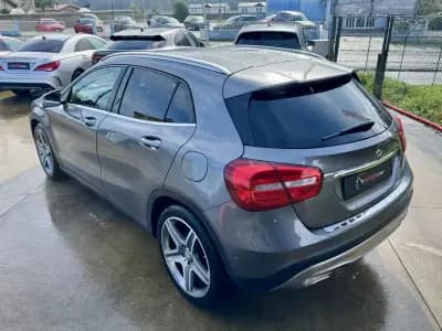Vendo Mercedes-Benz GLA 200 2015 - 19999 EUR, 160000 km - AUTO.MOTO.pt