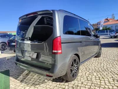 Sell Mercedes-Benz V 300 2020 - 52000 EUR, 120000 km - AUTO.MOTO.pt