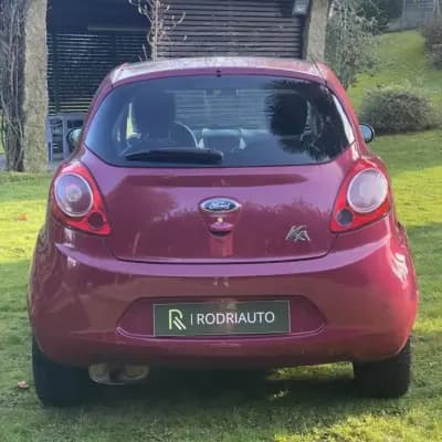 Vendo Ford KA 2013 - 7990 EUR, 129000 km - AUTO.MOTO.pt