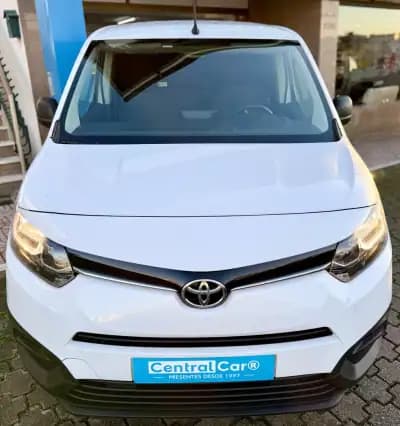 Sell Toyota Proace 2024 - 17450 EUR, 82000 km - AUTO.MOTO.pt