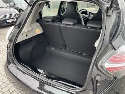 Vendo Renault Zoe 2020 - 15250 EUR, 80651 km - AUTO.MOTO.pt