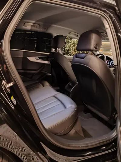 Sell Audi A4 Avant 2020 - 29500 EUR, 113000 km - AUTO.MOTO.pt