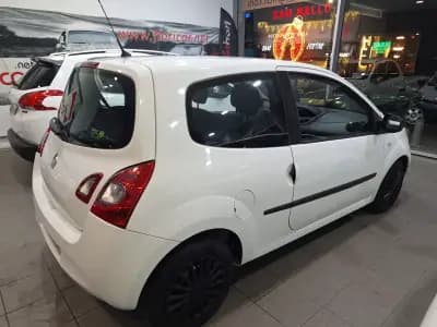 Vendo Renault Twingo 2014 - 5900 EUR, 161264 km - AUTO.MOTO.pt