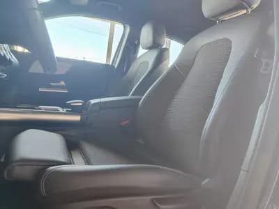 Sell Mercedes-Benz EQA 2022 - 35350 EUR, 31000 km - AUTO.MOTO.pt