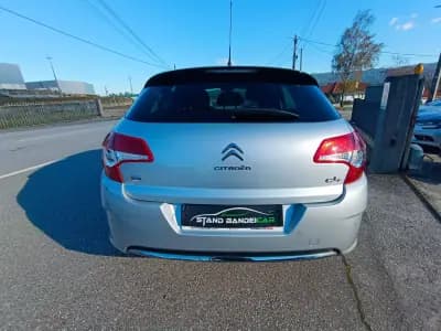Vendo Citroën C4 2015 - 11500 EUR, 53000 km - AUTO.MOTO.pt