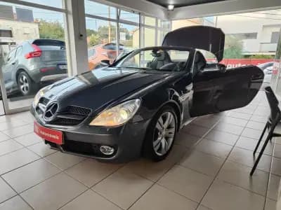 Vendo Mercedes-Benz SLK 200 2010 - 21500 EUR, 79000 km - AUTO.MOTO.pt
