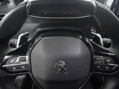 Sell Peugeot 2008 2020 - 18750 EUR, 59000 km - AUTO.MOTO.pt