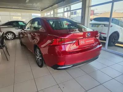 Vendo Lexus IS 300H 2017 - 25900 EUR, 68000 km - AUTO.MOTO.pt