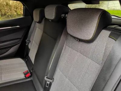 Vendo Renault Mégane E-Tech 2023 - 26500 EUR, 45000 km - AUTO.MOTO.pt