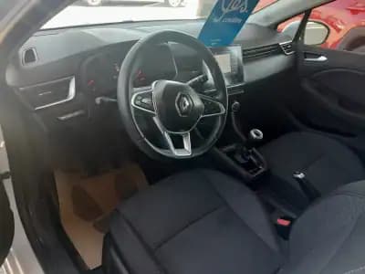 Vendo Renault Clio 2022 - 14950 EUR, 72000 km - AUTO.MOTO.pt