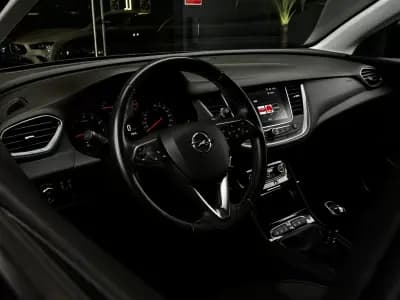 Vendo Opel Grandland X 2021 - 19990 EUR, 113300 km - AUTO.MOTO.pt