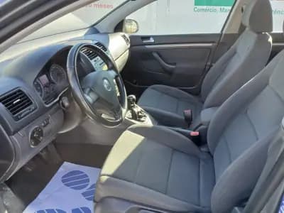 Vendo Volkswagen Golf 2006 - 7150 EUR, 102943 km - AUTO.MOTO.pt