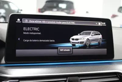 Vendo BMW 530e 2021 - 32990 EUR, 137000 km - AUTO.MOTO.pt