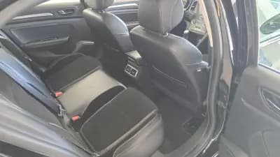 Sell Renault Mégane 2017 - 13900 EUR, 106866 km - AUTO.MOTO.pt