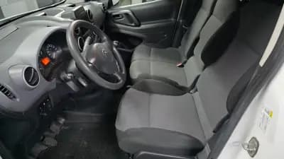 Vendo Citroën Berlingo 2018 - 17990 EUR, 67000 km - AUTO.MOTO.pt