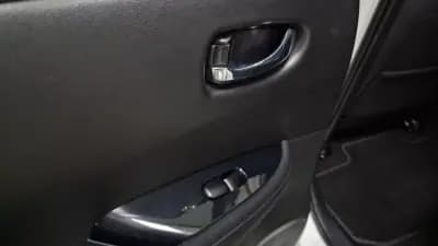 Sell Nissan Leaf 2018 - 17950 EUR, 108446 km - AUTO.MOTO.pt