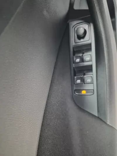 Sell Skoda Kamiq 2024 - 21000 EUR, 37200 km - AUTO.MOTO.pt