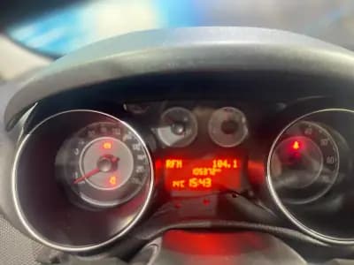 Vendo Fiat Punto 2018 - 8500 EUR, 105000 km - AUTO.MOTO.pt