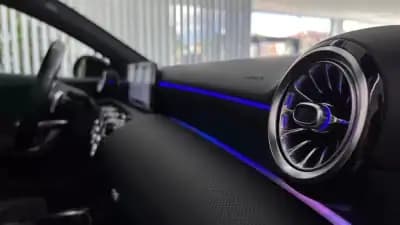 Sell Mercedes-Benz A 35 AMG 2019 - 38990 EUR, 113962 km - AUTO.MOTO.pt