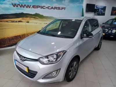 Vendo Hyundai i20 2014 - 9890 EUR, 101619 km - AUTO.MOTO.pt