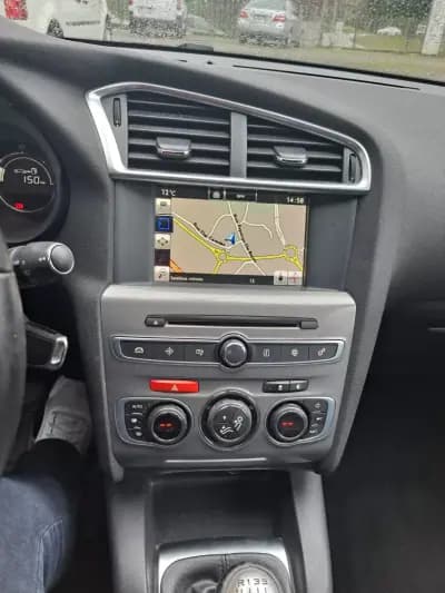 Sell Citroën C4 2016 - 7490 EUR, 232353 km - AUTO.MOTO.pt