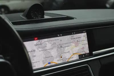 Sell Porsche Panamera Sport Turismo 2019 - 69880 EUR, 97640 km - AUTO.MOTO.pt