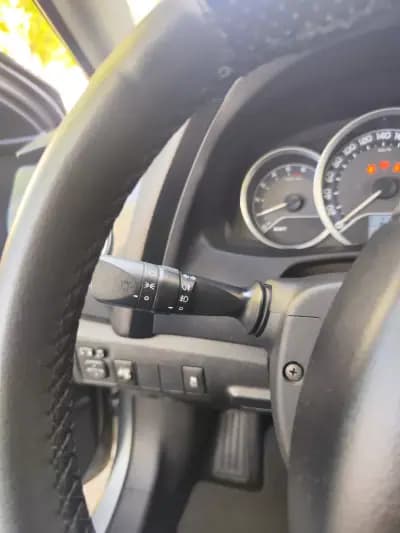 Vendo Toyota Auris Touring Sports 2015 - 12980 EUR, 229000 km - AUTO.MOTO.pt