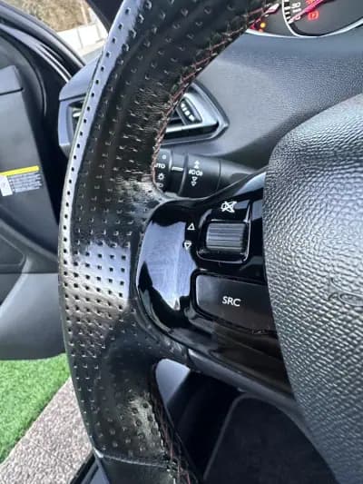 Sell Peugeot 308 SW 2015 - 12900 EUR, 140000 km - AUTO.MOTO.pt