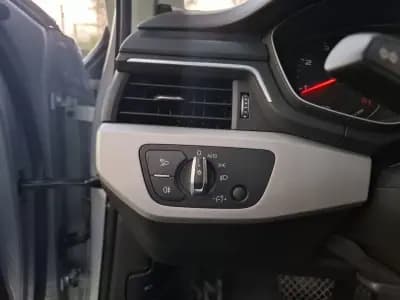 Vendo Audi A4 Avant 2023 - 35900 EUR, 56500 km - AUTO.MOTO.pt