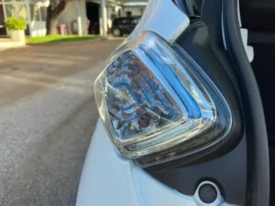 Vendo Renault Zoe 2019 - 16900 EUR, 25417 km - AUTO.MOTO.pt