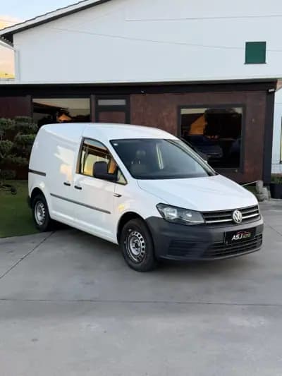 Sell Volkswagen Caddy 2018 - 7950 EUR, 322680 km - AUTO.MOTO.pt