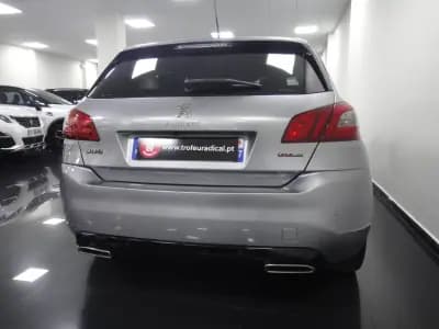 Sell Peugeot 308 2020 - 15500 EUR, 60000 km - AUTO.MOTO.pt