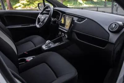 Sell Renault Zoe 2020 - 12900 EUR, 44743 km - AUTO.MOTO.pt