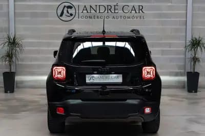 Vendo Jeep Renegade 2022 - 23950 EUR, 10796 km - AUTO.MOTO.pt