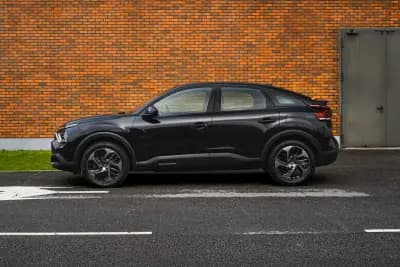 Vendo Citroën C4 2022 - 16950 EUR, 81250 km - AUTO.MOTO.pt