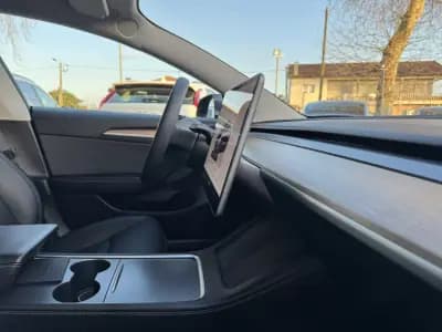 Vendo Tesla Model 3 2022 - 27500 EUR, 96000 km - AUTO.MOTO.pt