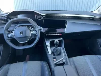 Vendo Peugeot 308 SW 2024 - 22900 EUR, 30600 km - AUTO.MOTO.pt