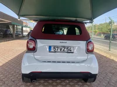 Sell Smart Fortwo Cabrio 2019 - 17900 EUR, 40794 km - AUTO.MOTO.pt
