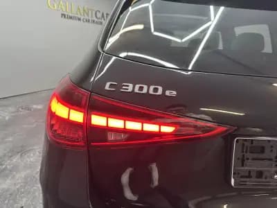 Vendo Mercedes-Benz C 300 2024 - 51990 EUR, 20500 km - AUTO.MOTO.pt