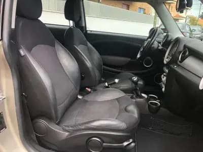 Vendo MINI 2008 - 7999 EUR, 300000 km - AUTO.MOTO.pt