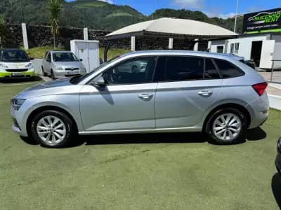 Vendo Skoda Scala 2023 - 23490 EUR, 53901 km - AUTO.MOTO.pt