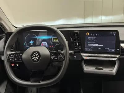 Vendo Renault Mégane E-Tech 2022 - 23890 EUR, 69000 km - AUTO.MOTO.pt