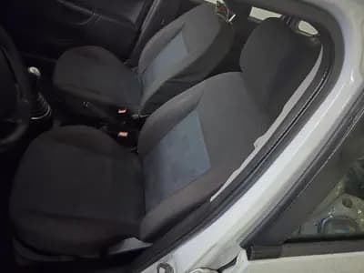 Vendo Ford Fiesta 2006 - 4500 EUR, 91140 km - AUTO.MOTO.pt