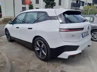 Vendo BMW iX 2023 - 85000 EUR, 50000 km - AUTO.MOTO.pt