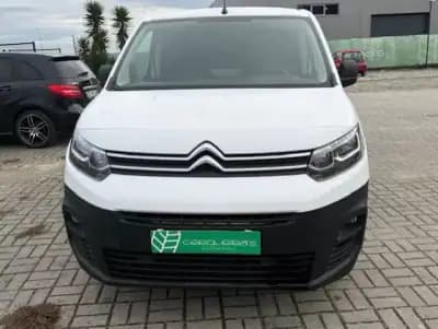 Vendo Citroën Berlingo 2022 - 15250 EUR, 101600 km - AUTO.MOTO.pt