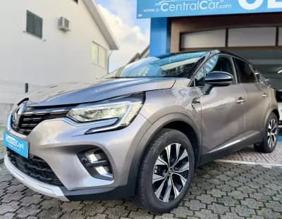 Vendo Renault Captur 2024 - 18950 EUR, 53000 km - AUTO.MOTO.pt