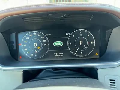 Vendo Land Rover Range Rover 2017 - 74480 EUR, 73870 km - AUTO.MOTO.pt