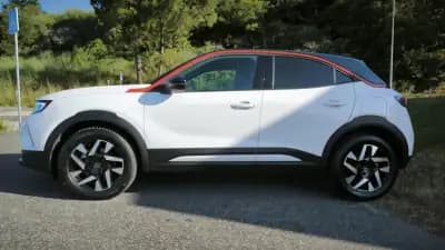 Sell Opel Mokka-e 2023 - 23450 EUR, 6500 km - AUTO.MOTO.pt