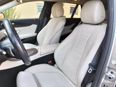 Vendo Mercedes-Benz E 300 2020 - 31480 EUR, 125000 km - AUTO.MOTO.pt